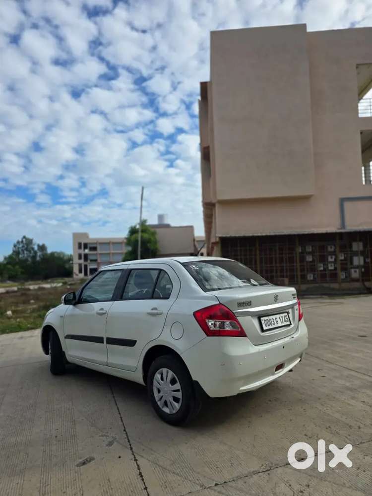 Maruti Suzuki Swift Dzire 2012 Cng & Hybrids Well Maintained