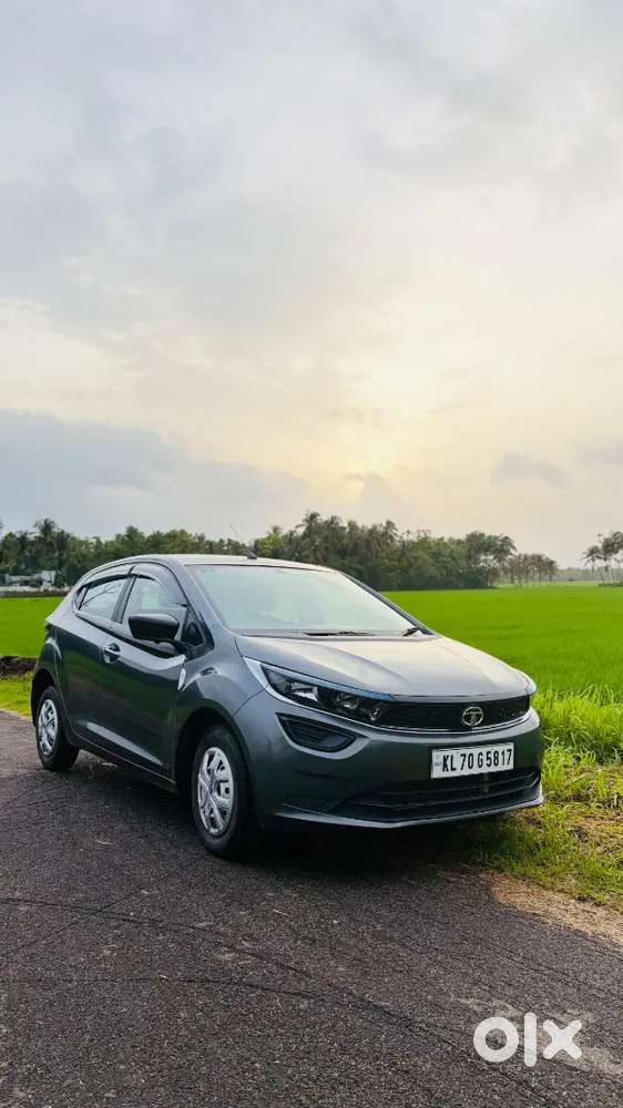 2022 Tata Altroz Petrol Manual First Owner