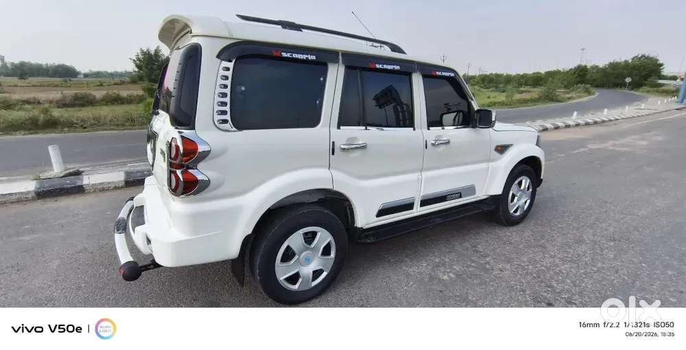 Mahindra Scorpio 2016 Diesel 85213 Km Driven