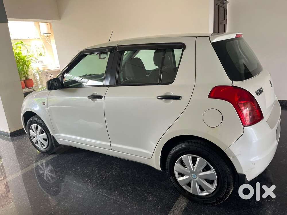 Swift Vxi Petrol Manual 2011
