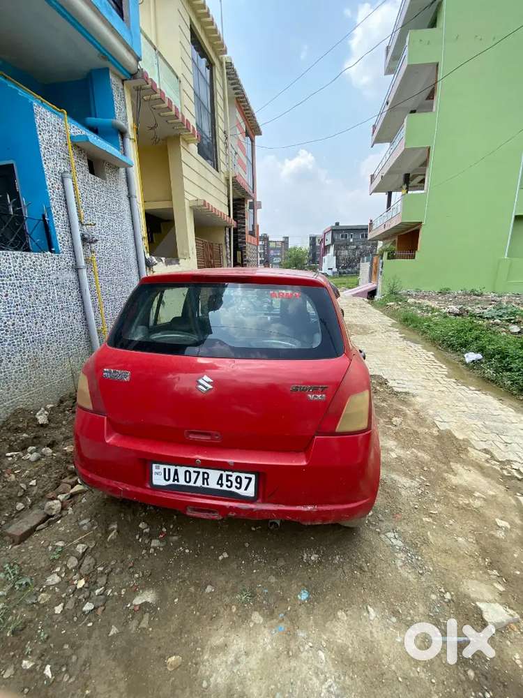 Swift For Sell Red Colour
