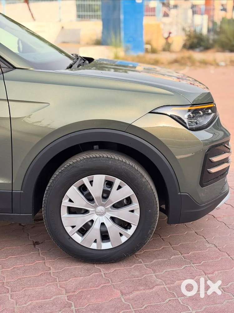 Volkswagen Petrol Manual 2026