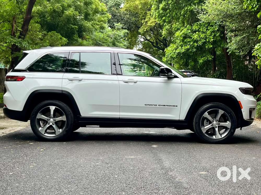 Jeep Grand Cherokee Limited (o) 4x4 At, 2025, Petrol