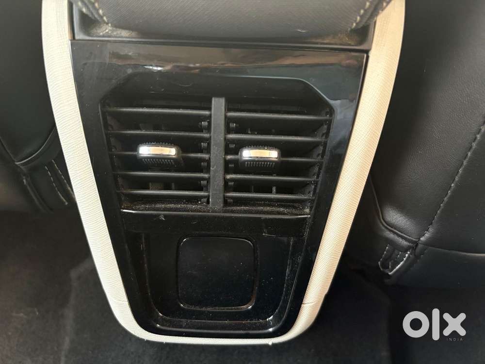 Tata Nexon 1.2 Revotron Xza Plus, 2023, Petrol