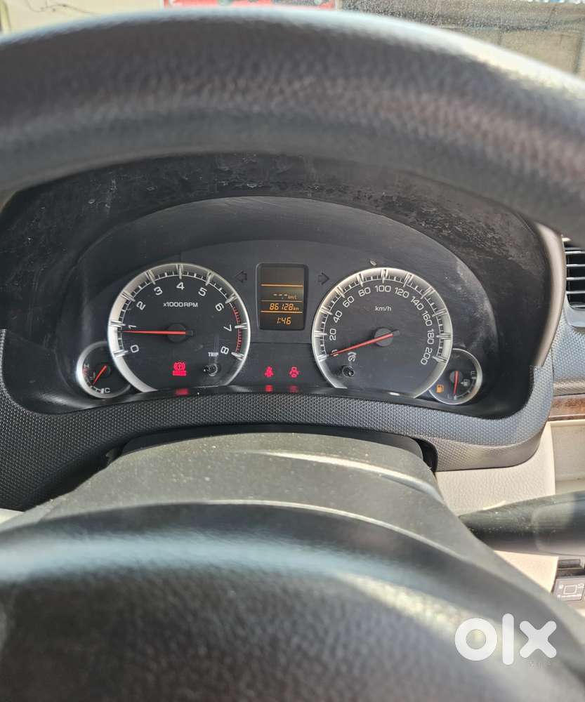 Maruti Suzuki Swift Dzire Vxi(o) Mt, 2016, Cng & Hybrids