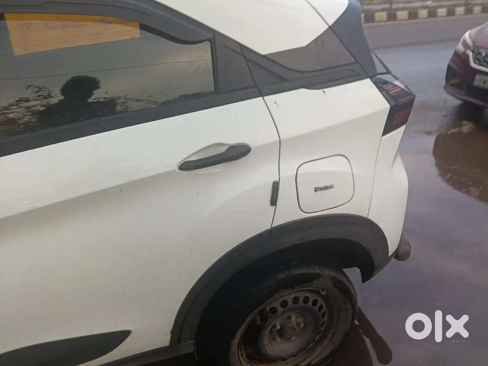 Tata Nexon 2023 Petrol