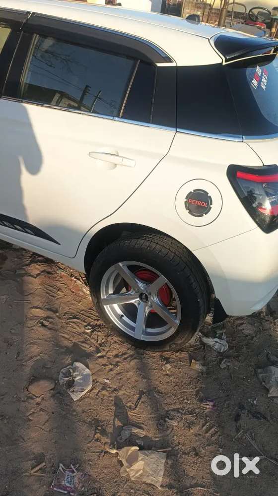 Maruti Suzuki New-gen Swift 2025 Petrol 4500 Km Driven