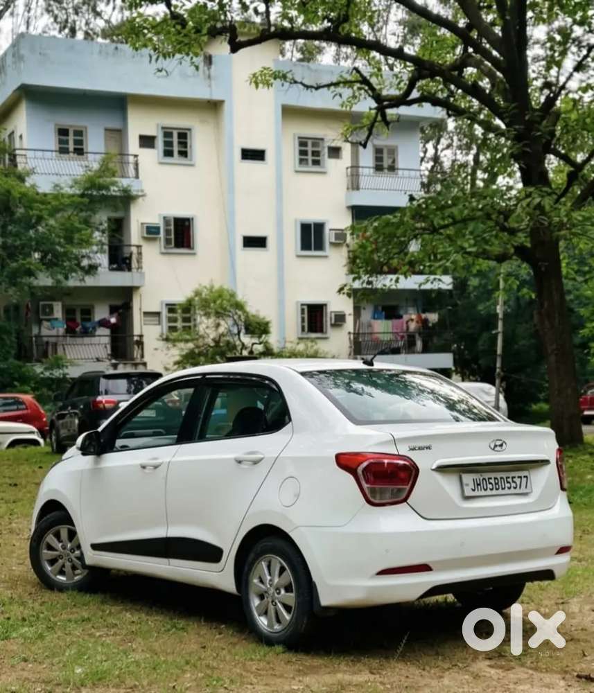 Hyundai Xcent Petrol Manual 2015 (doctor Driven)