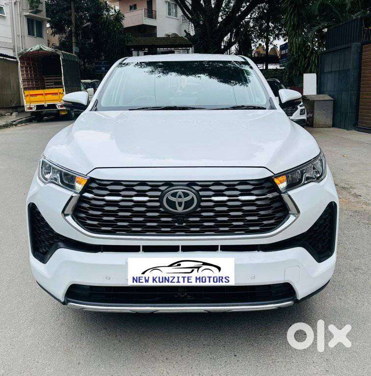 Toyota Innova Hycross 2.0 Vx Hybrid 7 Str, 2024, Petrol