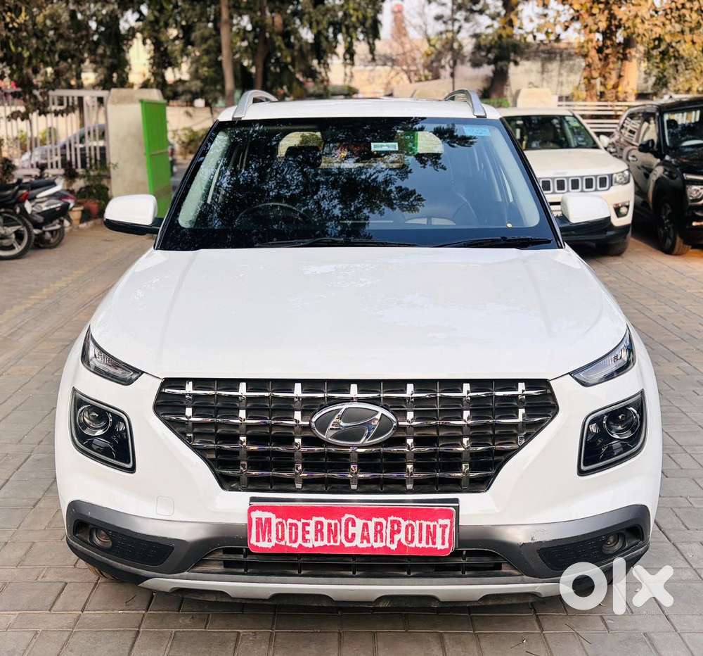 Hyundai Venue 1.0 Sx (o) Turbo Dct Dual Tone, 2019, Petrol