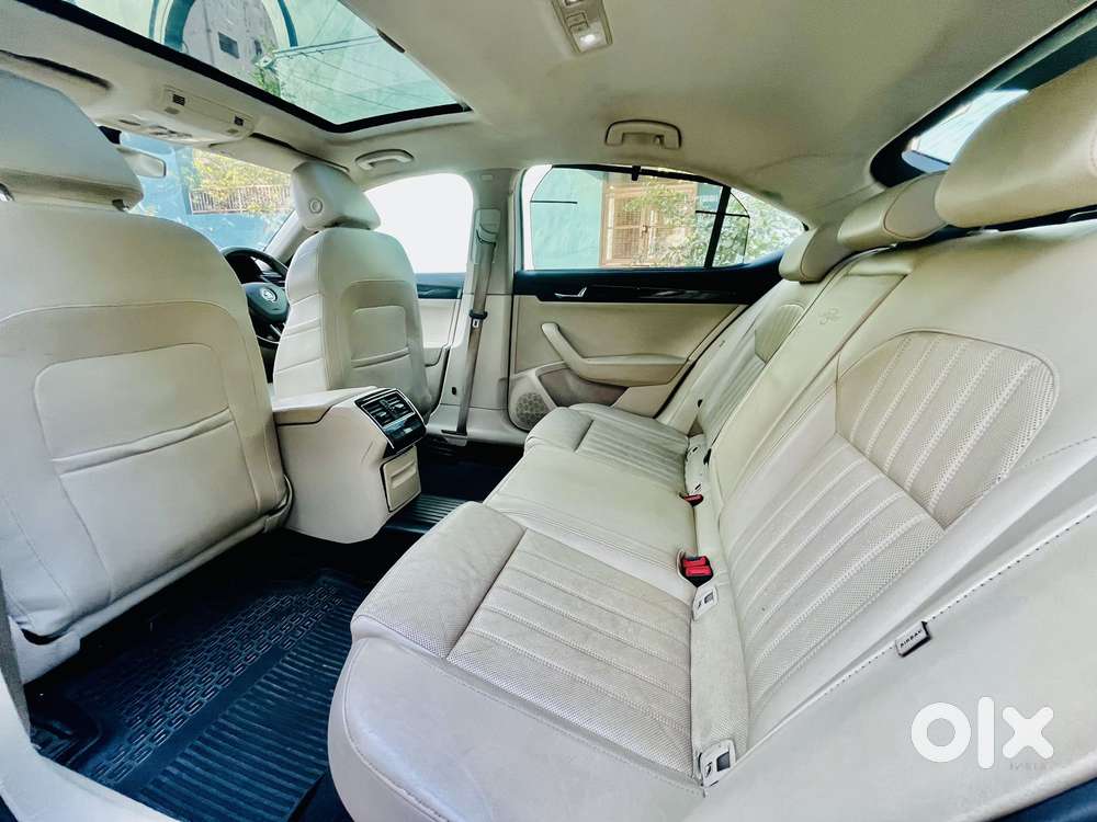 Skoda Superb Lk 1.8 Tsi At, 2017, Petrol