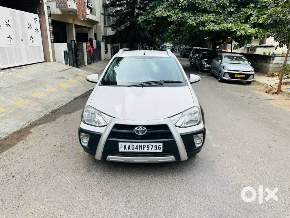 Toyota Etios Cross 1.5l V, 2015, Petrol