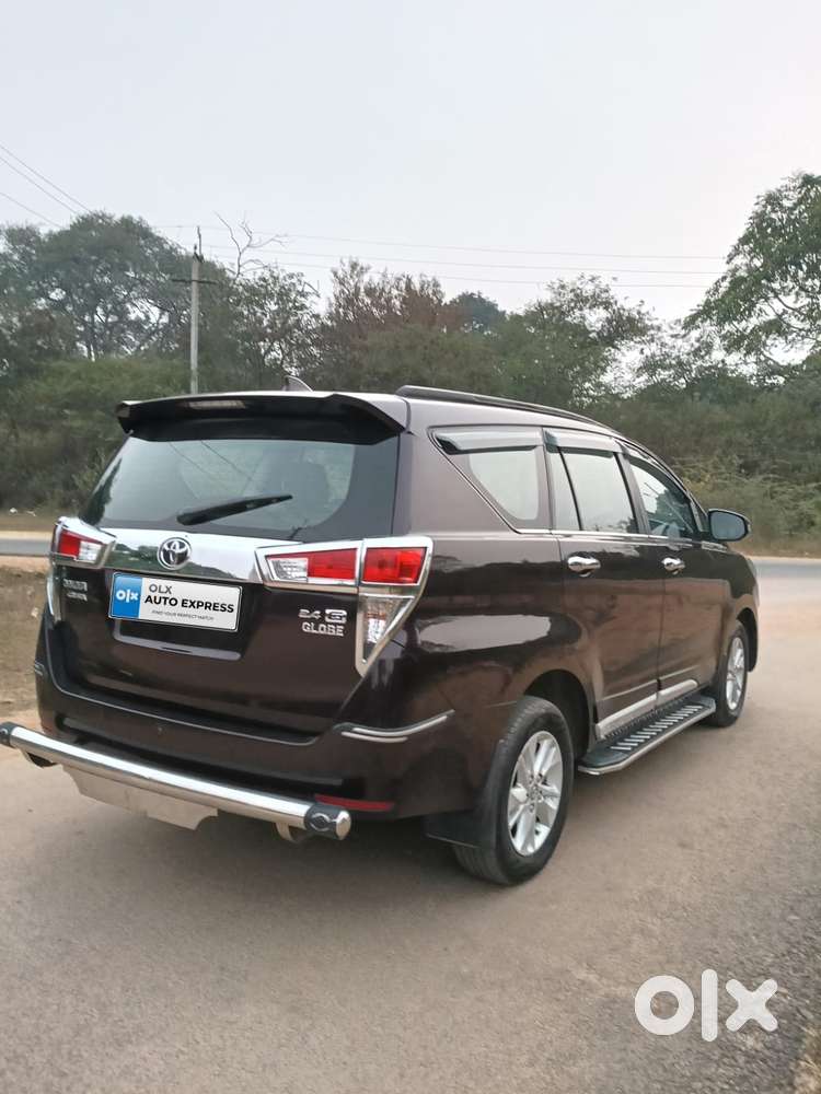 Toyota Innova Crysta 2.4 G Mt 8s, 2017, Diesel