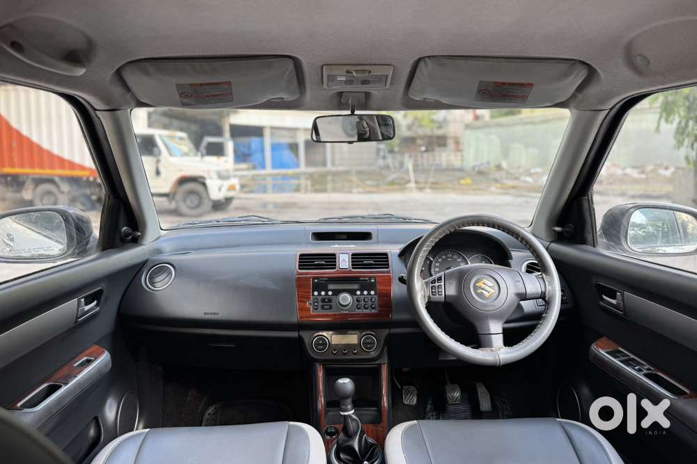Maruti Suzuki Swift Vvt Zxi, 2009, Petrol