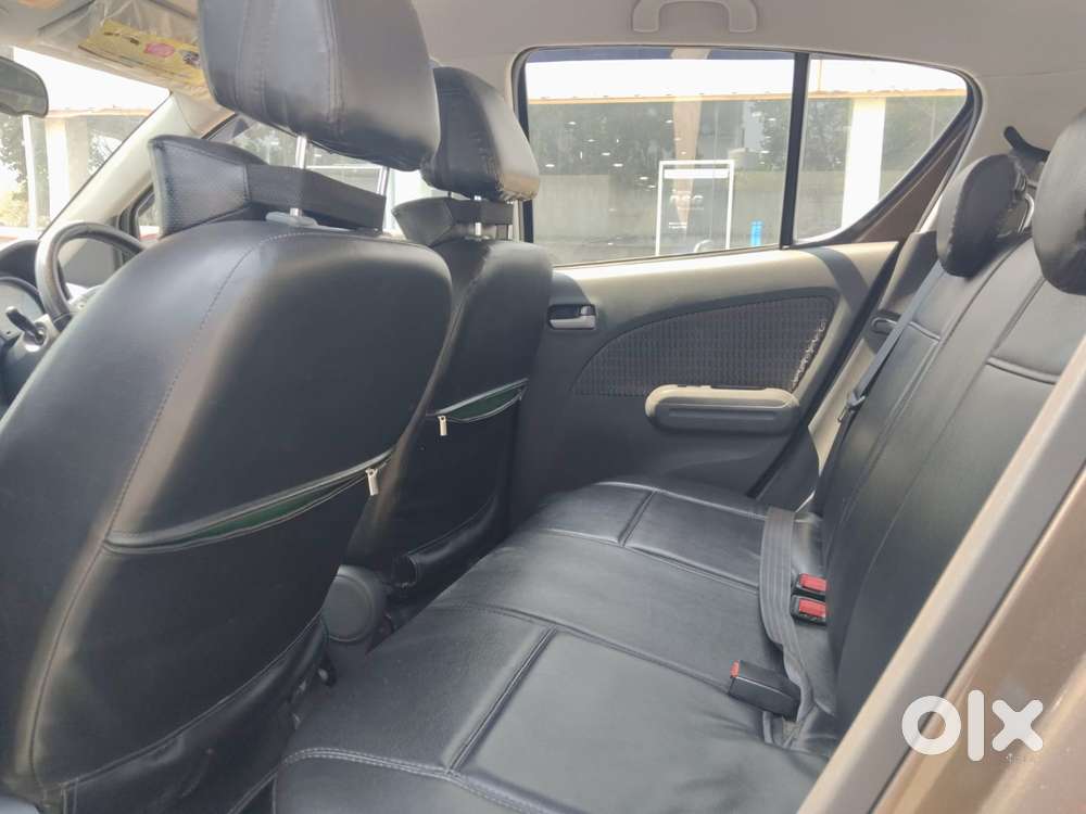 Maruti Suzuki Ritz Zxi, 2013, Petrol