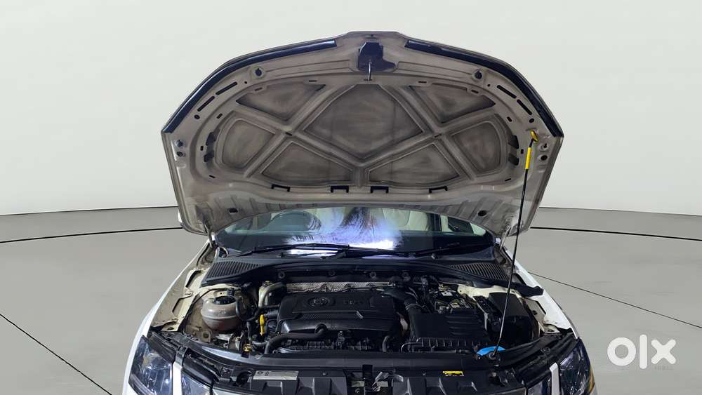 Skoda Octavia 1.8 Tsi At L K, 2019, Petrol