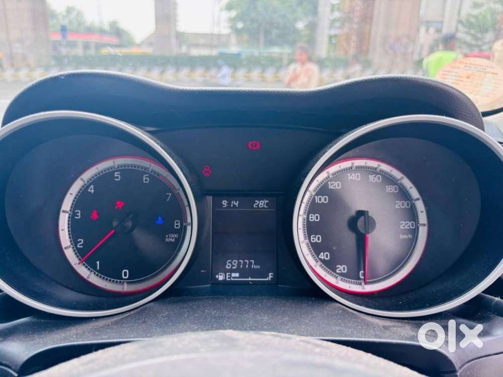Maruti Suzuki Swift Vvt Zxi, 2023, Petrol