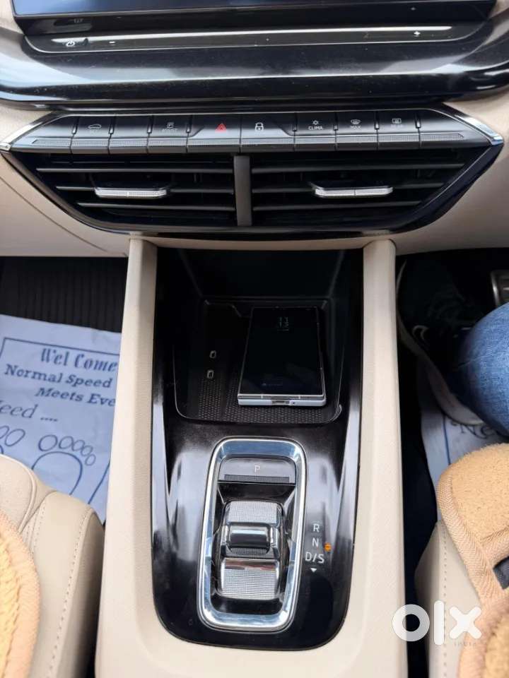 Skoda Octavia 2.0 L K Tsi At, 2022, Petrol