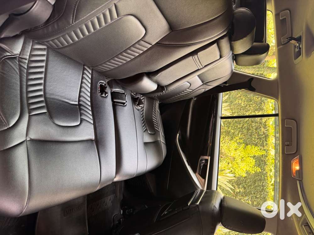 Innova Crysta Vx ( Diesel )2020