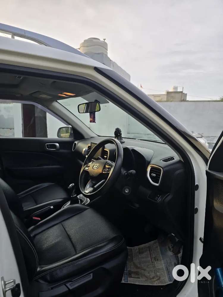 Hyundai Venue Diesel 2022 2nd Owner