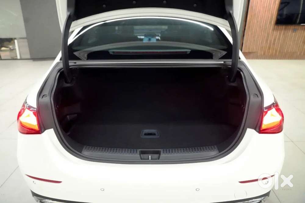 Mercedes-benz E-class E 200, 2025, Petrol