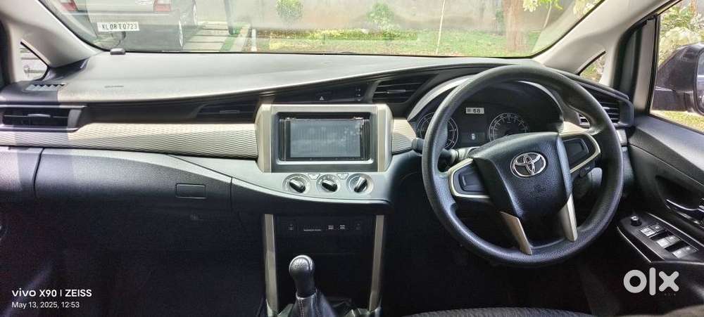 Toyota Innova Crysta 2.4 G Mt 8s, 2017, Diesel