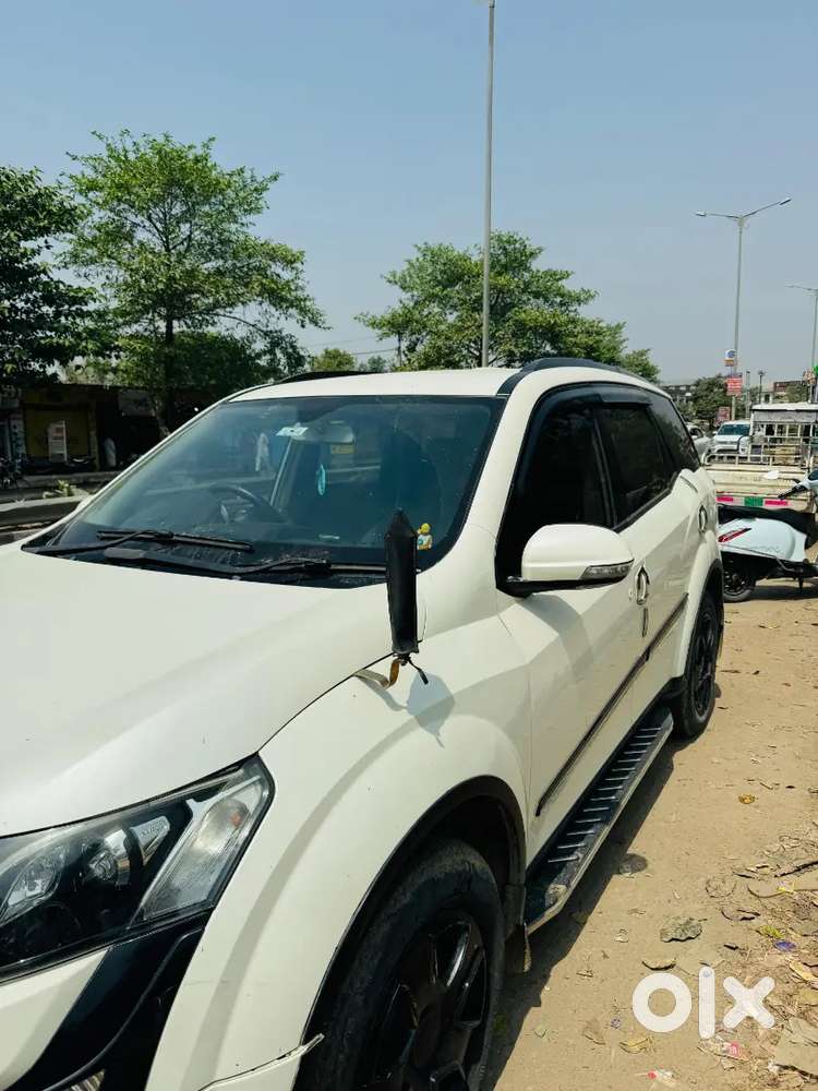 Mahindra Xuv500 2015 Diesel 75000 Km Driven