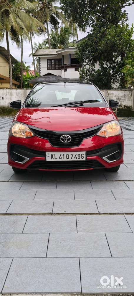 Toyota Etios Liva V Limited, 2019, Petrol