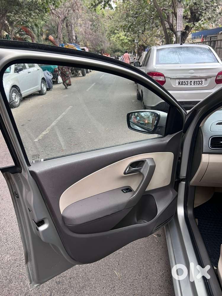 Volkswagen Vento Diesel 2015 Urgent Sale