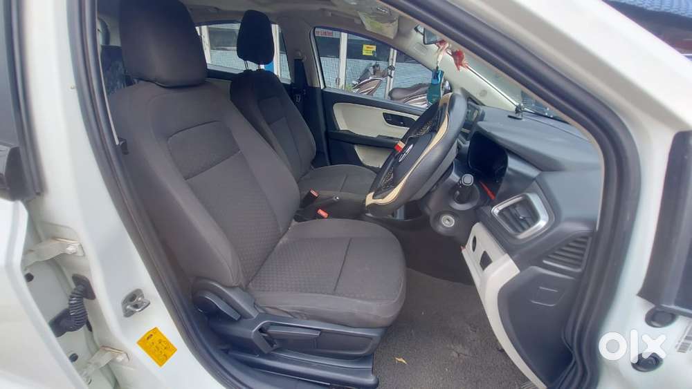 Tata Altroz 1.2 Xm Plus, 2024, Petrol