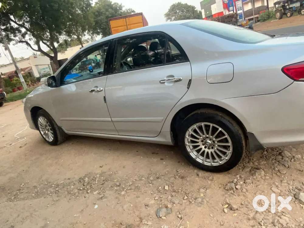 Toyota Corolla Altis 2012 Diesel Well Maintained