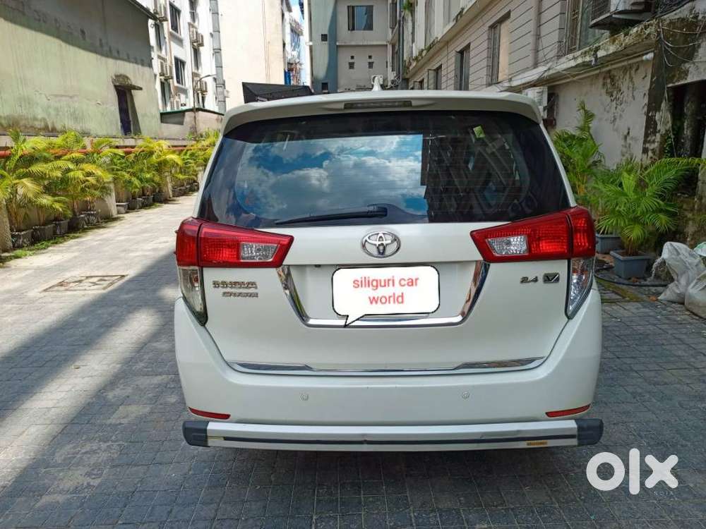 Toyota Innova Crysta 2.4 V 8 Str, 2018, Diesel
