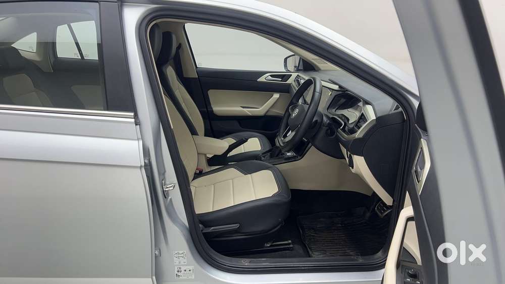 Volkswagen Virtus Highline Plus 1.0 Tsi At, 2024, Petrol