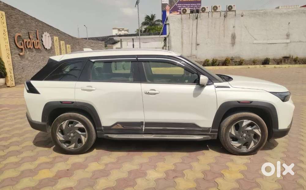 Maruti Suzuki Victoris, 2025, Petrol