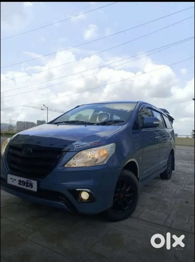 Toyota Innova 2012 August Diesel 65000 Km Driven