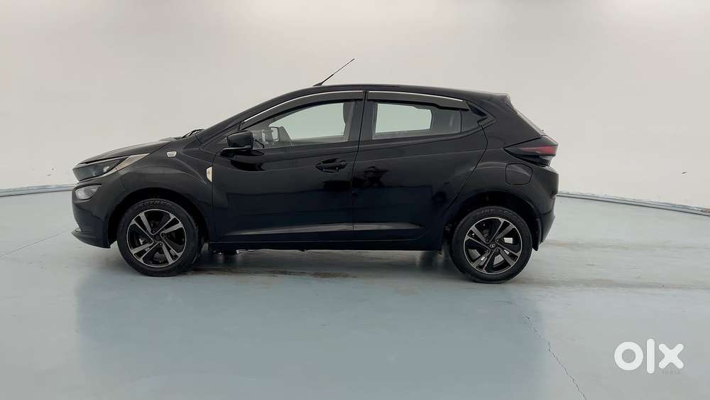 Tata Altroz 1.2 Xz Plus Dark Edition, 2021, Petrol