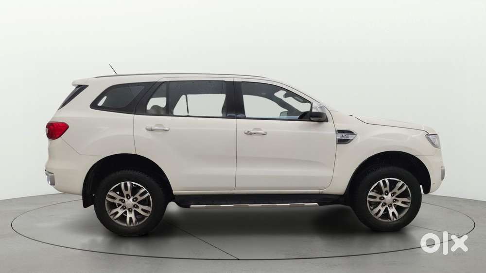 Ford Endeavour 3.2 Titanium 4x4 At, 2017, Diesel
