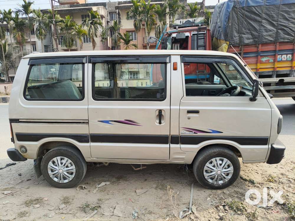Maruti Suzuki Omni 8 Seater Bsiv, 2017, Petrol