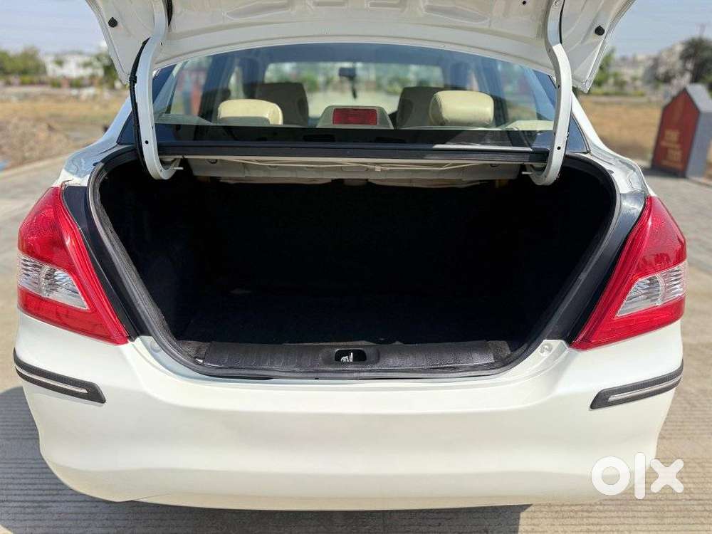 Maruti Suzuki Swift Dzire 1.2 Vxi Bsiv, 2016, Petrol