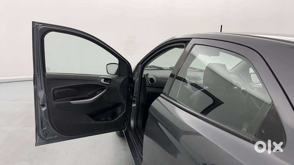 Ford Figo 1.2p Trend Mt, 2016, Petrol