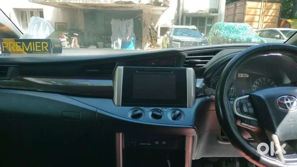 Toyota Innova Crysta 2019 Diesel 217000 Km Driven