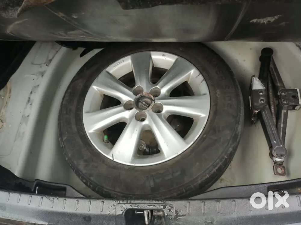Toyota Corolla Altis 2015