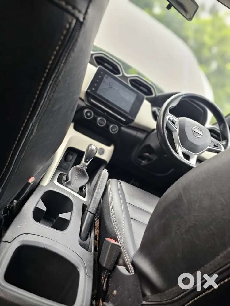 Nissan Magnite 1.0 Xv Turbo Cvt, 2021, Petrol
