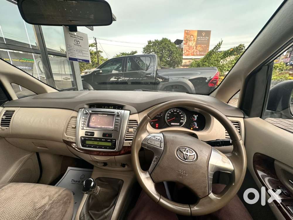 Toyota Innova Diesel 2014