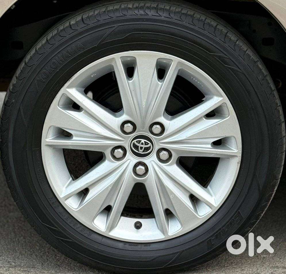 Toyota Innova Crysta 2.8z Automatic, 2017, Diesel