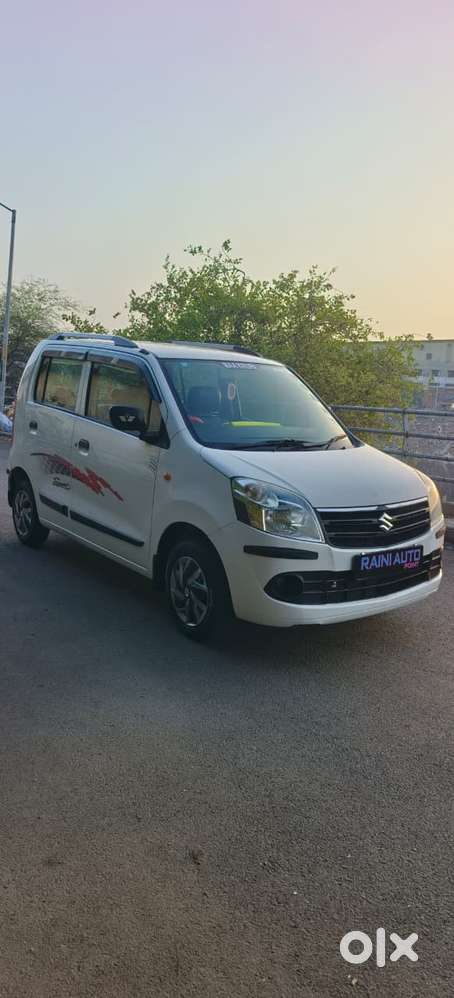 Maruti Suzuki Wagon R Lxi Optional, 2012, Petrol