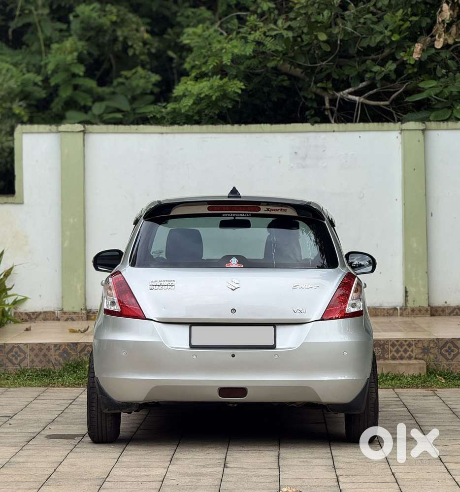 Maruti Suzuki Swift 2011-2014 Vxi, 2013, Petrol