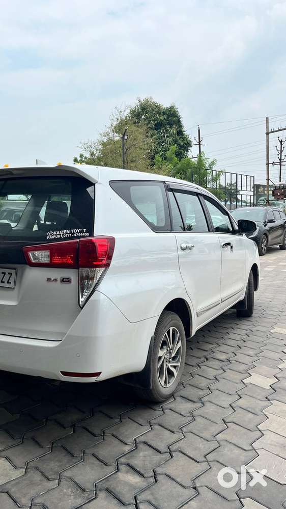 Toyota Innova Crysta 2.4 G Mt, 2025, Diesel