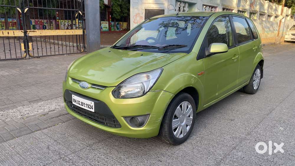 Ford Figo 2010-2012 Petrol Titanium, 2010, Petrol