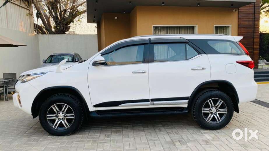 Toyota Fortuner 4x2 At 2.8 Diesel, 2017, Diesel